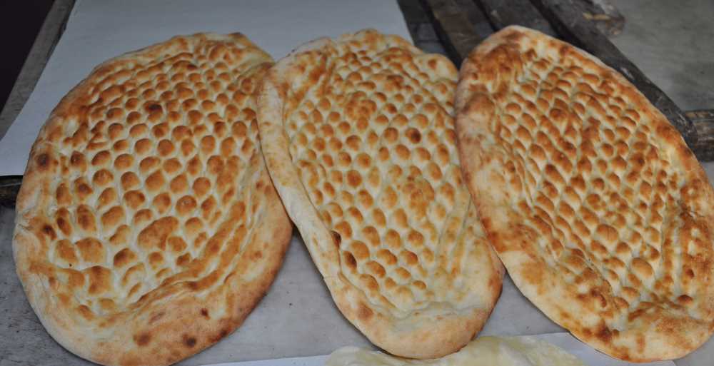 Tırnaklı Pide Pişirme